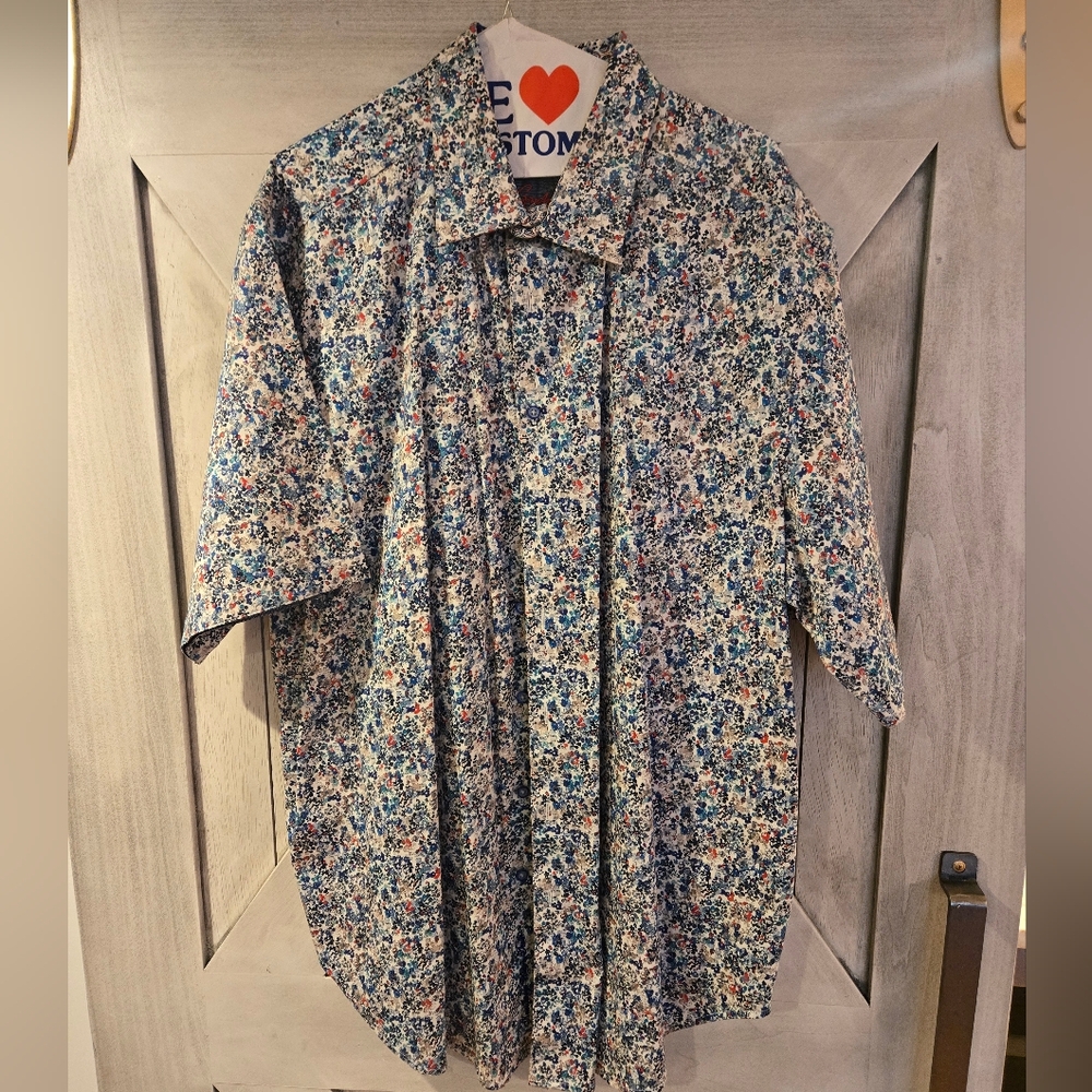 Robert Graham Multicolor Floral Button Down Shirt